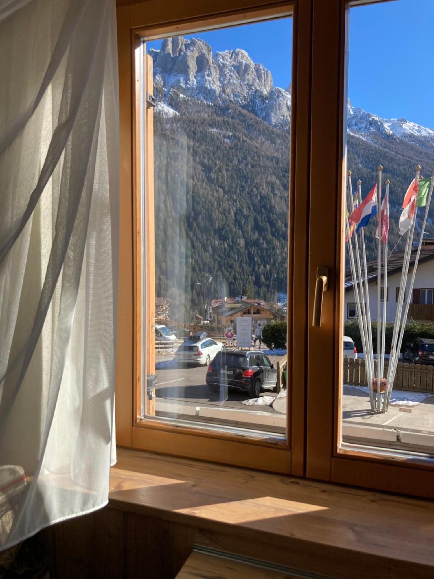 Berg Hotel Latemar Spitze วีโก ดี ฟาสซา ภายนอก รูปภาพ