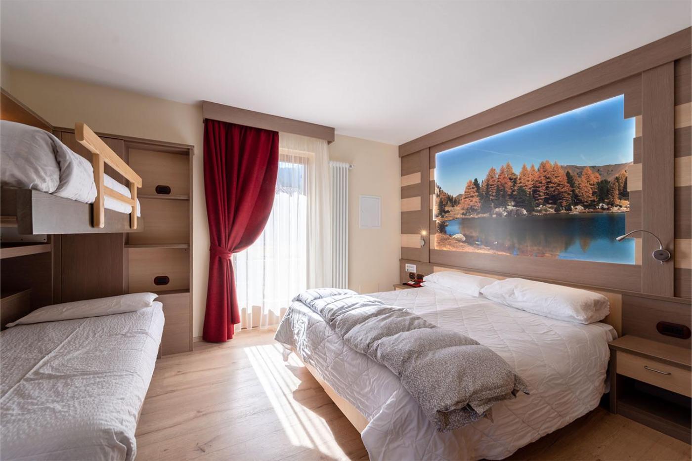 Berg Hotel Latemar Spitze วีโก ดี ฟาสซา ภายนอก รูปภาพ